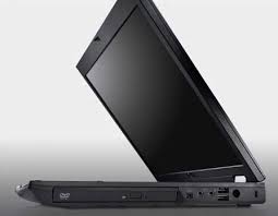 Dell Latitude E5500 (2 Go RAM Core 2 Duo 160 Go HDD 15.4") Dell Latitude E5500 (2 Go RAM Core 2 Duo 160 Go HDD 15.4")